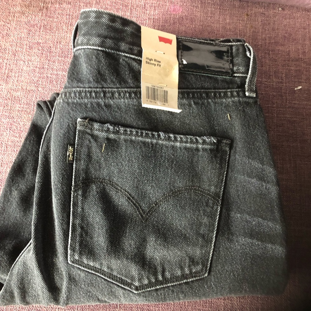 Levi’s jeans - Picture 2 of 6